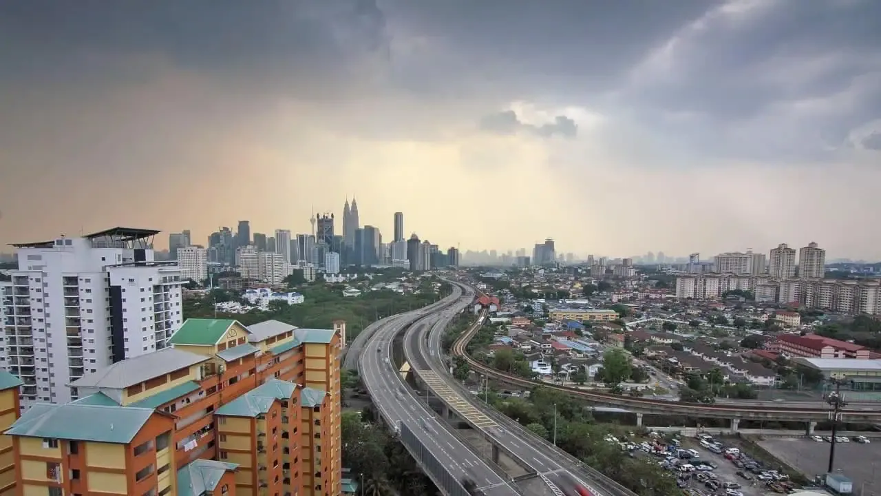 kuala-lumpur-1641785_1920.jpg